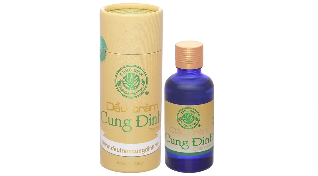 Dầu tràm Cung Đình Diamond giúp kháng khuẩn, giảm đau nhức xương, khớp chai 50ml - 